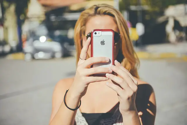 Understanding iPhone Culture